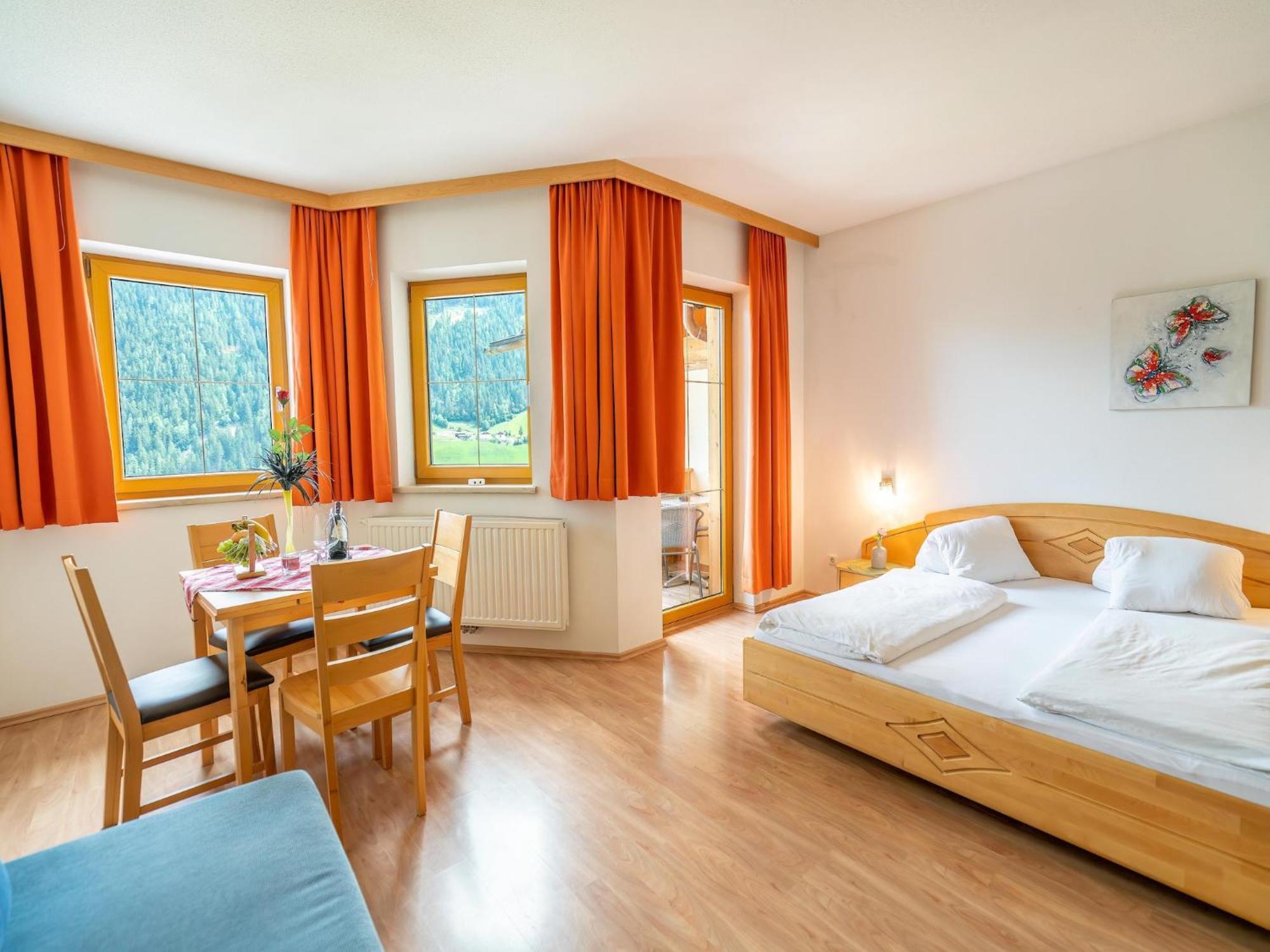 Property in Neustift im Stubaital Exterior foto